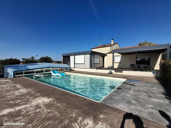 Maison 7 pièces 202 m²