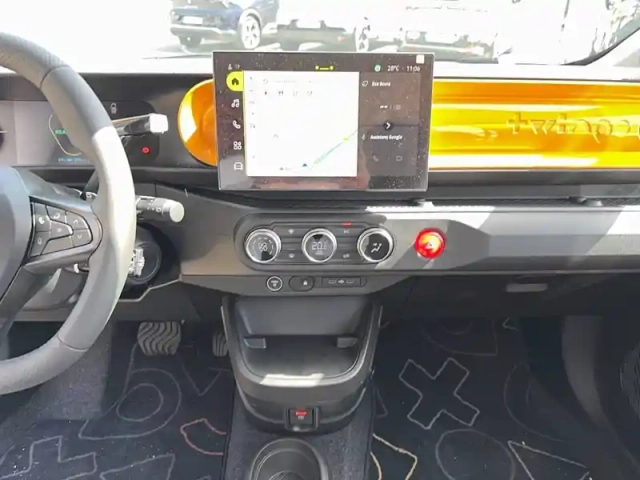 Renault Twingo e-tech electrique 80 ch autonomie urbaine — photo 12
