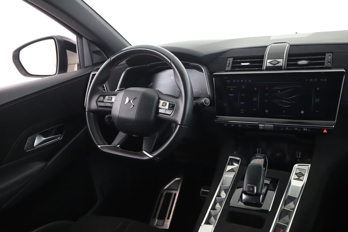 DS Automobiles DS7 1.5 Blue-HDi Performance Line Automatique — photo 12