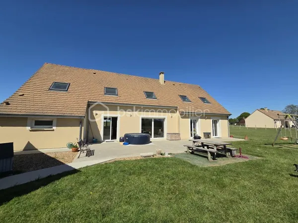 Maison 10 pièces 210 m²
