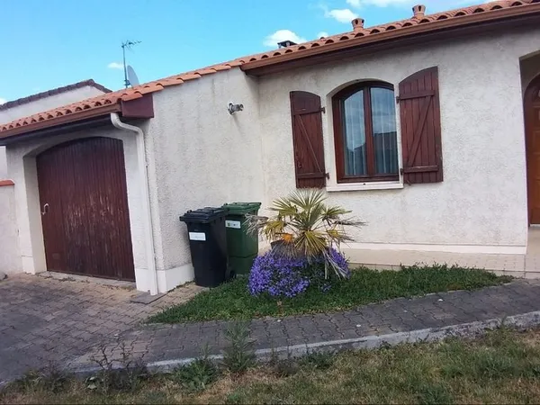 Maison de quartier résidentiel haut cenon