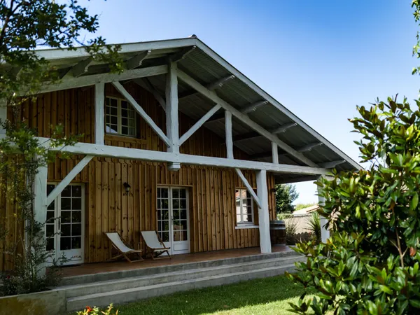Maison 5 chambres avec piscine et boulodrome