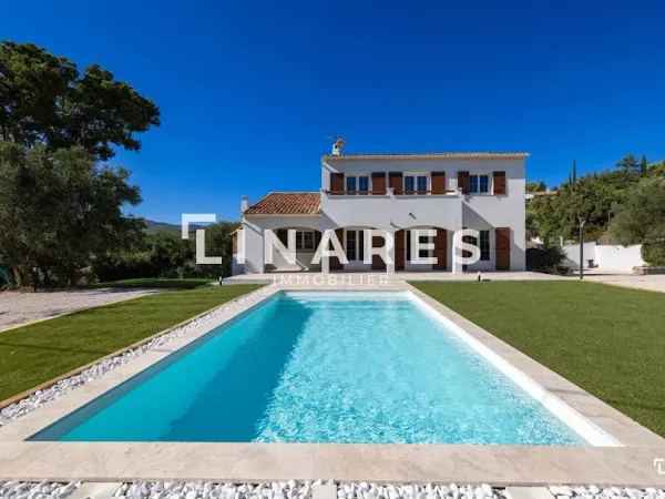 Villa 5 pièces 180 m²