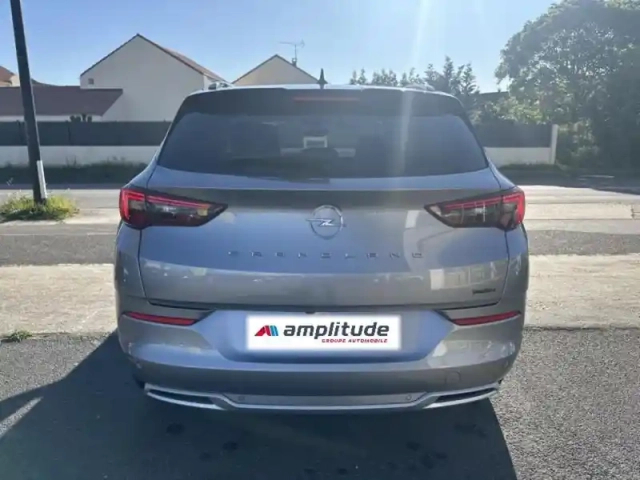 Opel Grandland 1.6 turbo 225ch hybride elegance business — photo 29