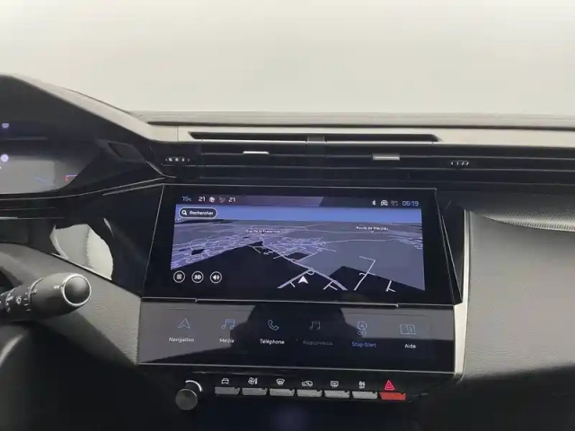Peugeot 408 puretech 130 ch s&amp;s eat8 — photo 20