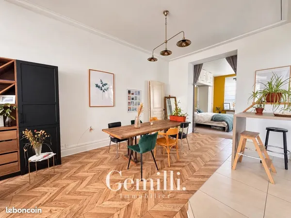 Appartement 4 pièces 104 m²