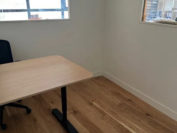 Bureau professionnel - Toutes charges comprises