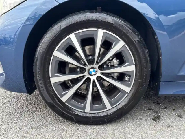 Bmw Serie 3 touring 318d 150 ch bva8 — photo 35