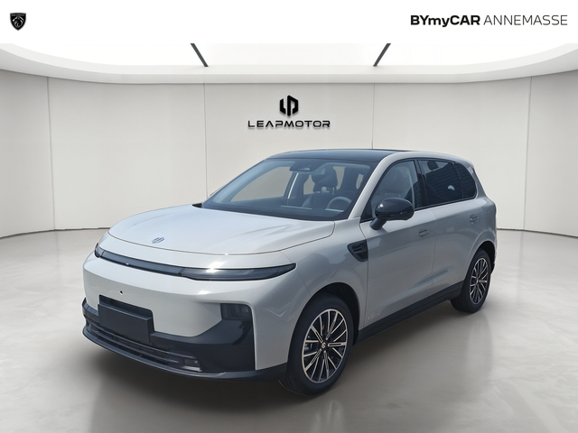 Leapmotor B10 REEV 18.8 kWh - 160 kW