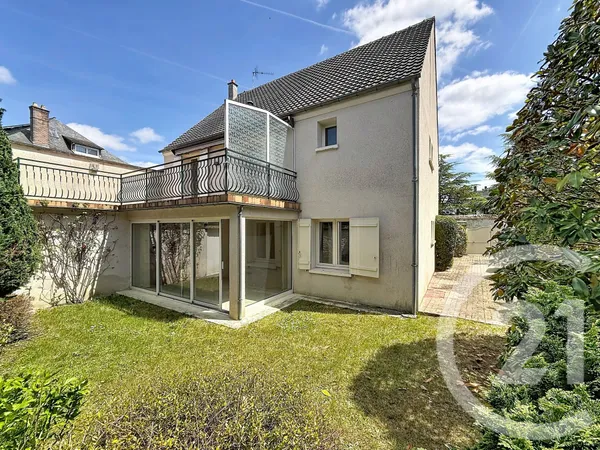 Maison 7 pièces 140 m²