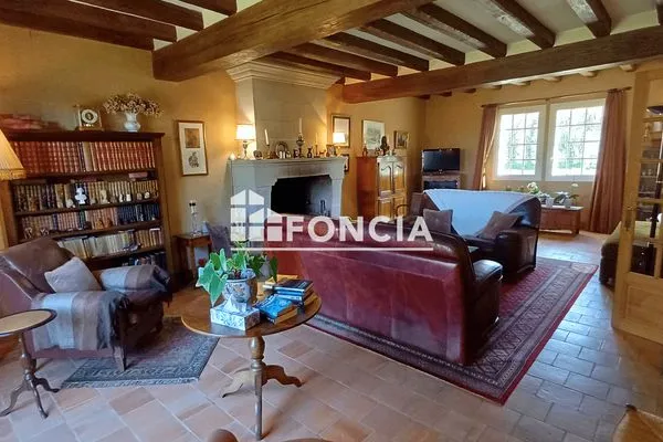 Maison 8 pièces 202 m²