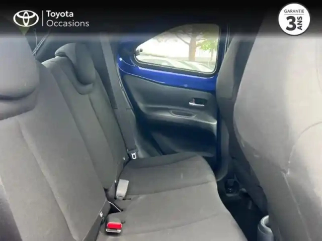 Toyota Aygo x 1.0 vvt-i 72ch design s-cvt — photo 7