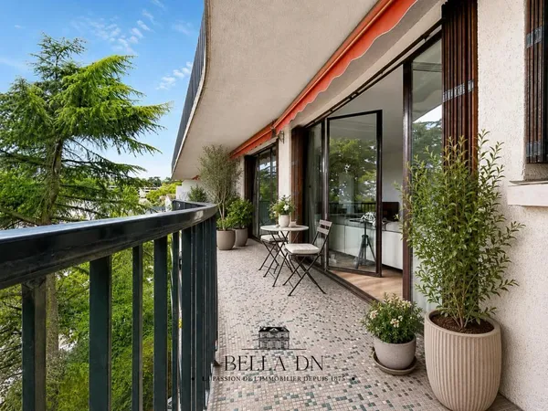 Vends t6 et plus - 125.8m² - Vaucresson 92420