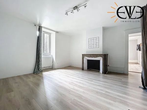 Immeuble 900 m²