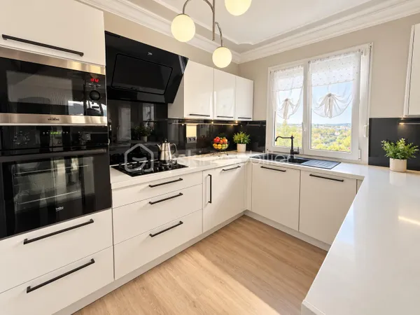 Appartement 4 pièces 82 m²