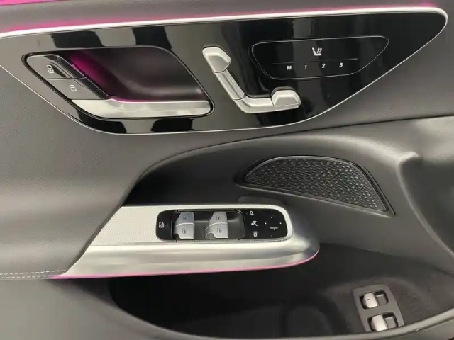 Mercedes Classe E 300 e hybrid eq 9g-tronic — photo 93