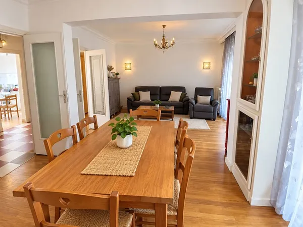 Idéalement situé appartement de type 4 vendu loué