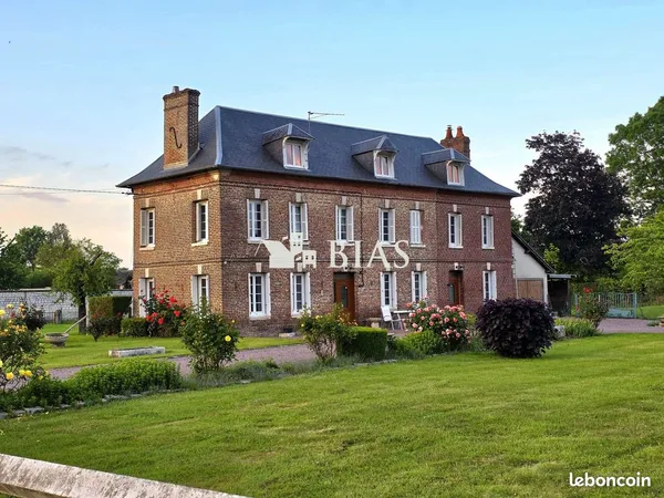 Propriété 6 pièces 162 m²