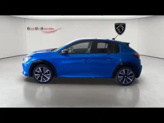Peugeot 208 e- 136ch gt line — photo 2