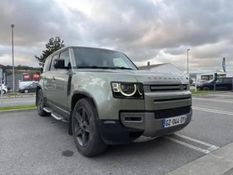 Land Rover Defender 110 2.0 p300e phev x-dynamic se