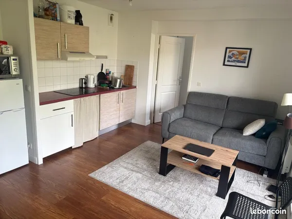 2 pièces, 43 m2 - TALANCE 33400 - Quartier Peixotto