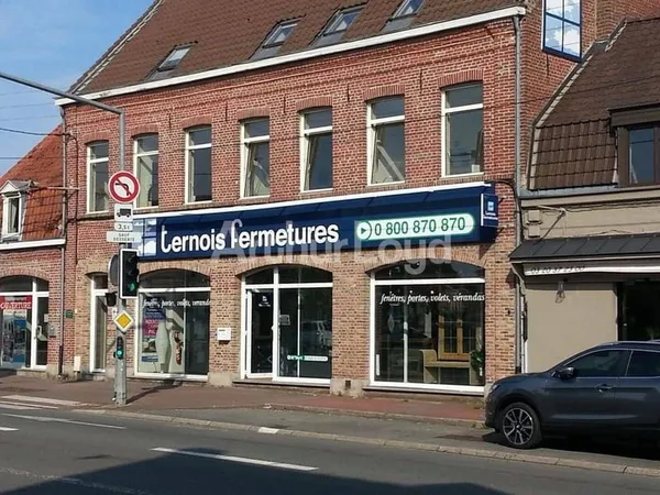 Local commercial 99 m²