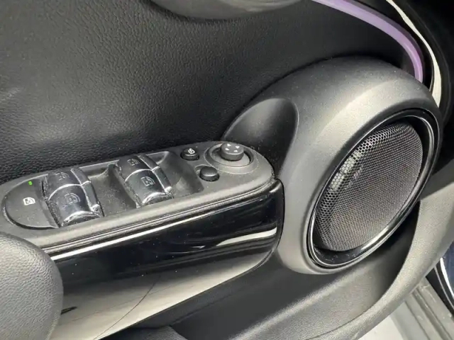 Mini Mini hatch 5 portes cooper 136 ch dkg7 — photo 71