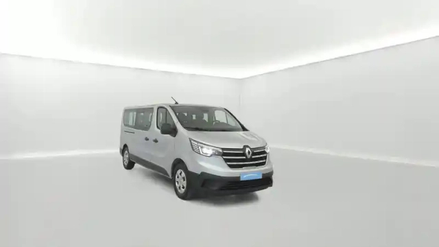 Renault Trafic l2 dci 150 energy s&amp;s — photo 17