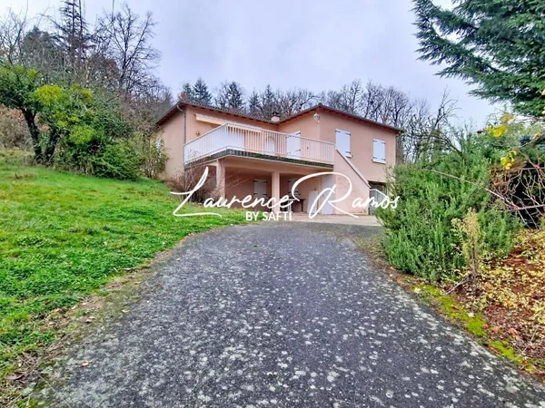 Maison spacieuse avec terrasse
