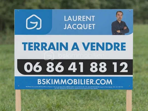 Terrain 1200 m²