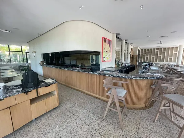 Local d'activité 522 m²