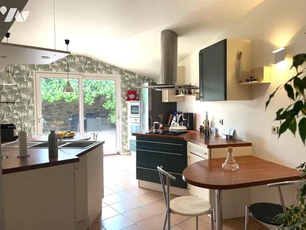 Maison 7 pièces 148 m²