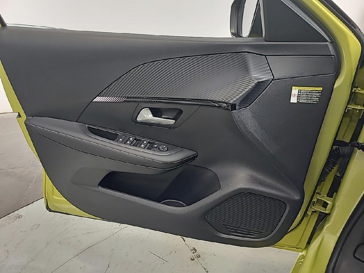 Peugeot 208 hybrid 110 ch e-dcs6 allure — photo 29