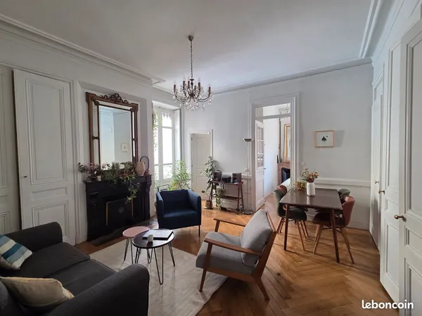 T2 bis meublé - Charme de l'ancien - Lyon 7