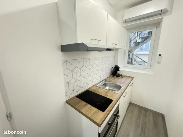Studio 1 pièce 20 m²