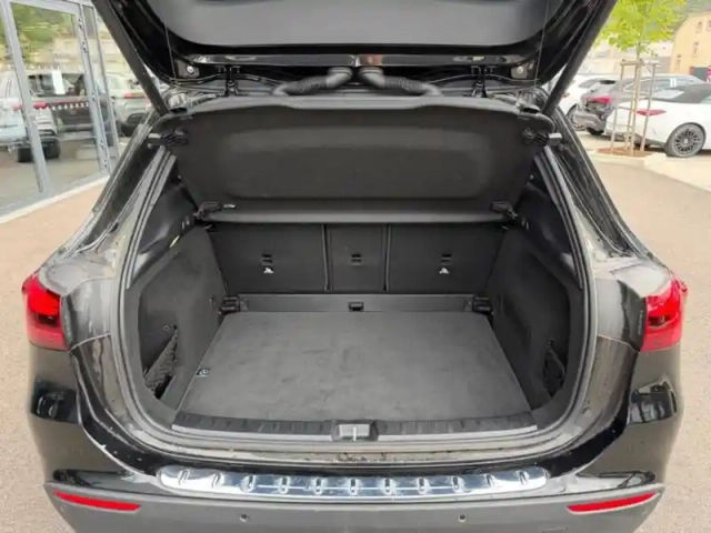 Mercedes Gla 200 d progressive line — photo 10