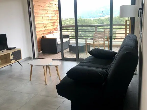 Studio 200m dispo de octobre à fin avril