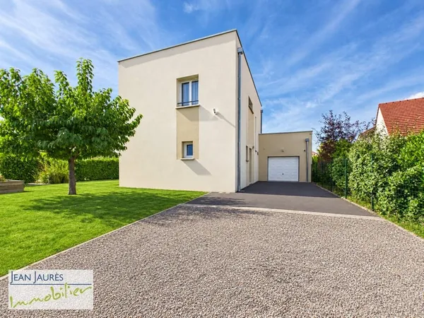 La Rivière de Corps : belle maison contemporaine avec piscin