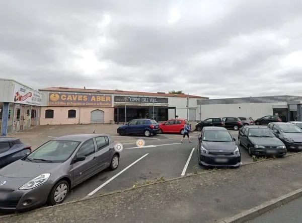 Local commercial 250 m²