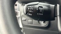 Citroen C3 1.2 PureTech 83ch S&S Shine — photo 17