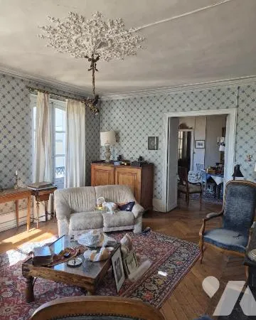 Appartement 5 pièces 141 m²