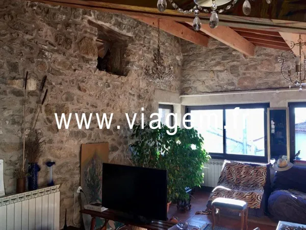 viager occupé commune de POUJOLS 34, maison de village sur trois niveaux avec propriétaire occupante