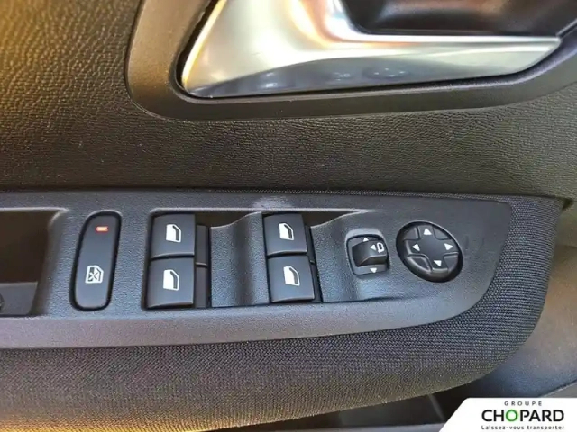 Peugeot 208 puretech 75 s&amp;s bvm5 — photo 24