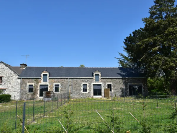 Longère à rénover, 94m2 sur terrain clos de 655 m2, SAINT MARTIN SUR OUST (56200)