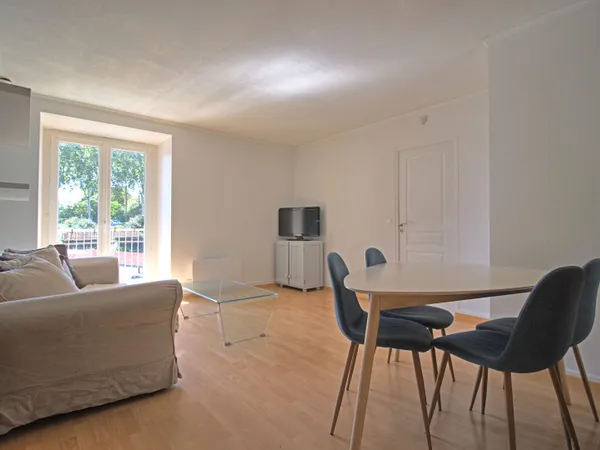 AGEN CENTRE - Appartement T2 meublé de 45 m² avec ascenseur et cave.