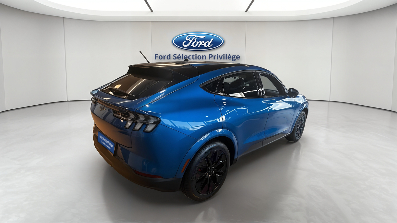 Ford Mustang Mach-E Extended Range 91 kWh 294 ch — photo 5