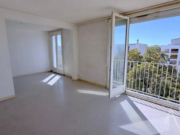 Appartement 4 pièces 77 m²