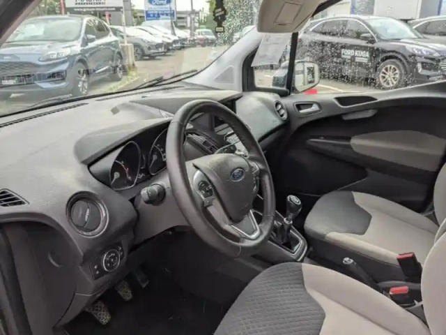 Ford Tourneo Courier 1.0e 100ch titanium — photo 12