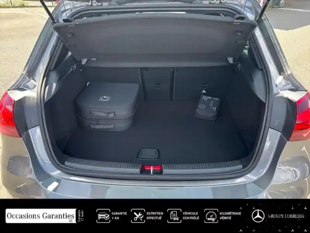 Mercedes Classe A 250 e hybride rechargeable 218ch amg line 8g-dct — photo 12