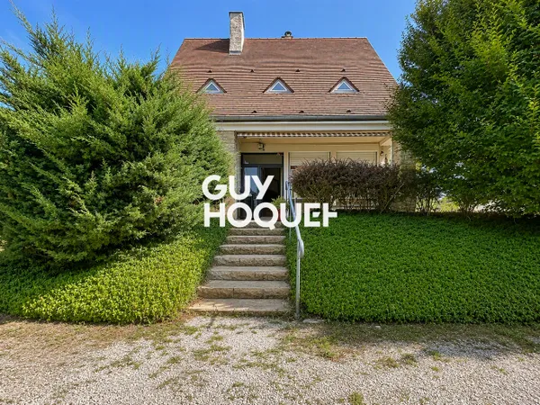 Magnifique Maison d'architecte, 3 Chambres, Sous Sol complet et terrain constructible - 71570 LA CHA
